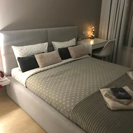 Apartament Center Kapana With Garage *